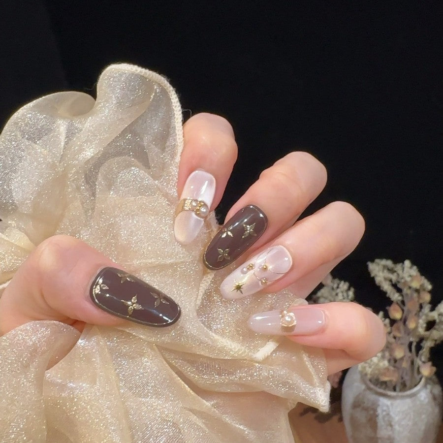 Decorative Press-On Nail Set with Star Accents Bowlift