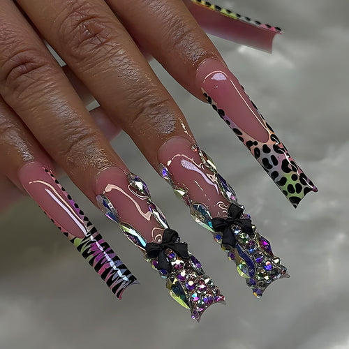 Glamorous Stiletto Press-On Nail Extensions Bowlift