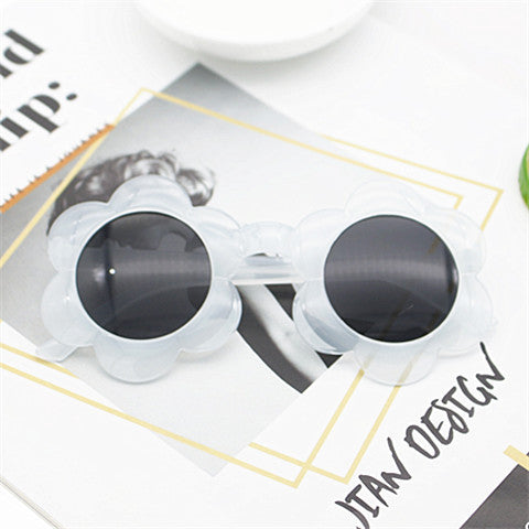 Women's sunglasses in playful floral pattern Bowlift