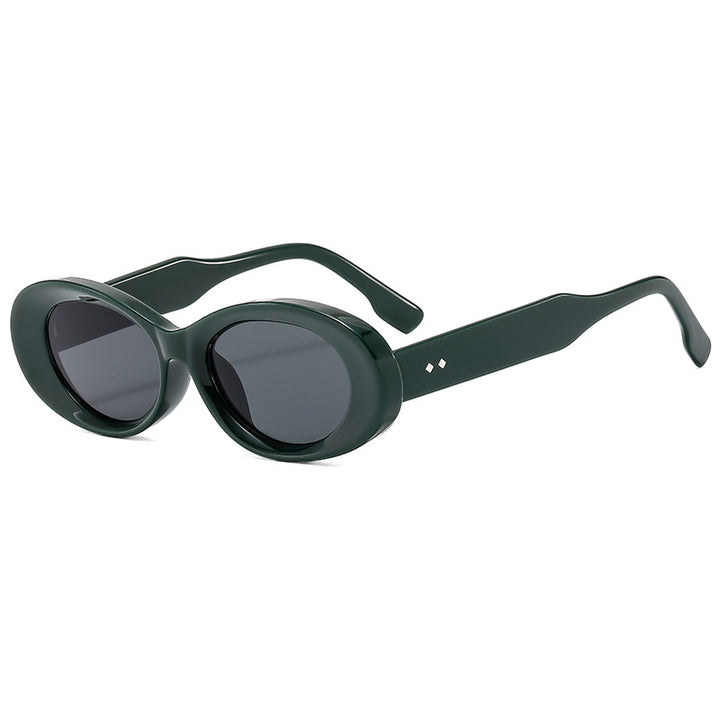 Women Retro-inspired Sunglasses in elegant oval design Bowlift