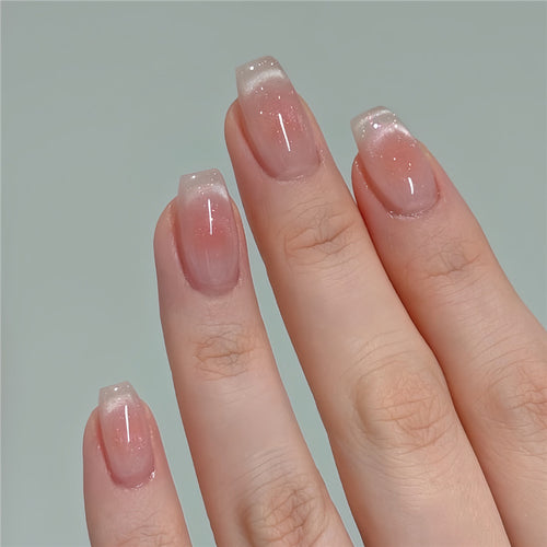 Elegant French Tip Nail Set Bowlift