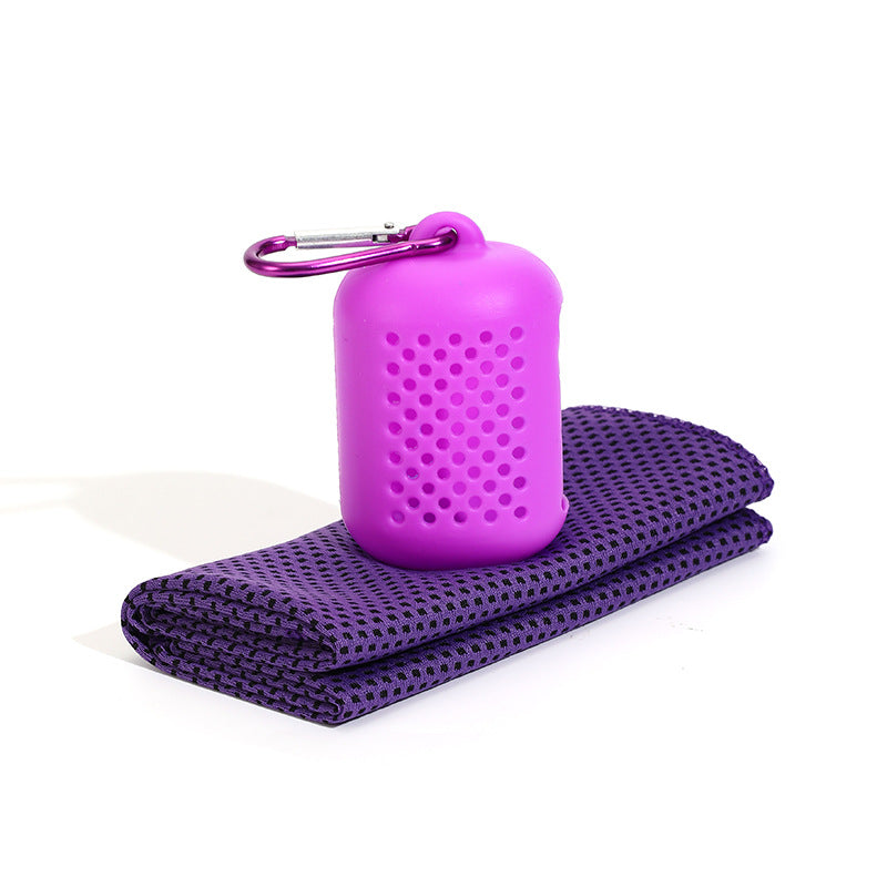 Unisex cooling towel in storage case Bowlift