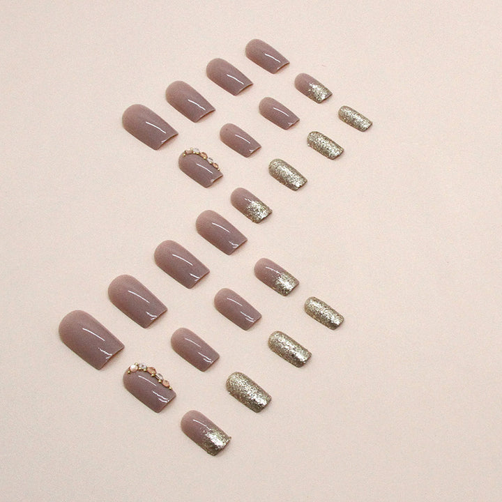 Glamorous Glitter and Crystal Nail Art Tips Bowlift