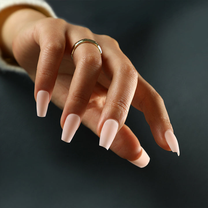 Artful Nail Extensions in Modern Style Bowlift