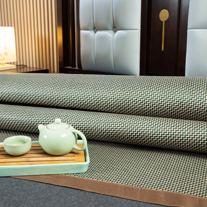 Women luxurious bedspread with elegant design Bowlift