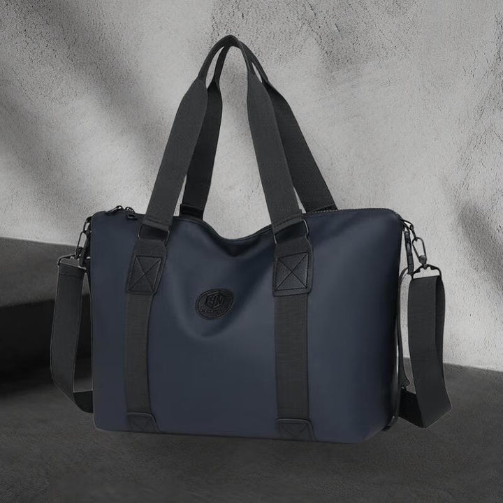 Tote bag with versatile design and spacious storage Bowlift