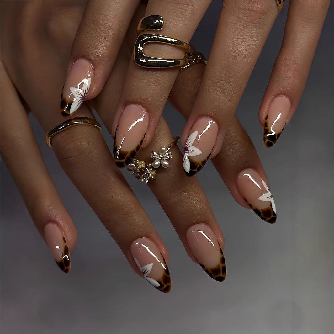 Exquisite Floral Design Stiletto Nails Bowlift