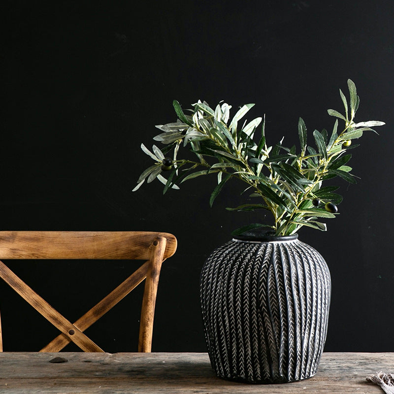 Stylish ceramic vase Bowlift