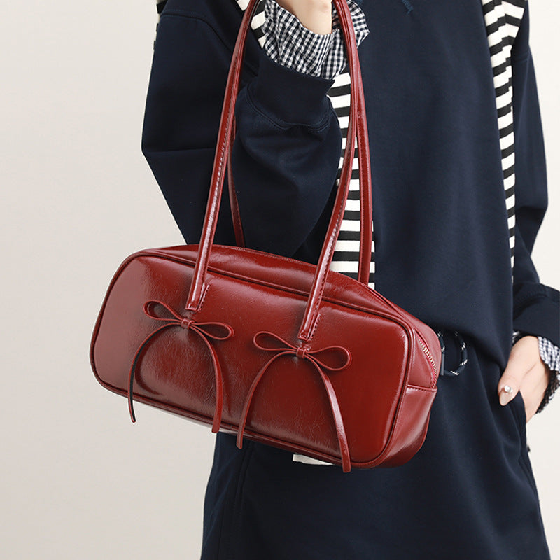 Stylish Leather Tote Bowlift