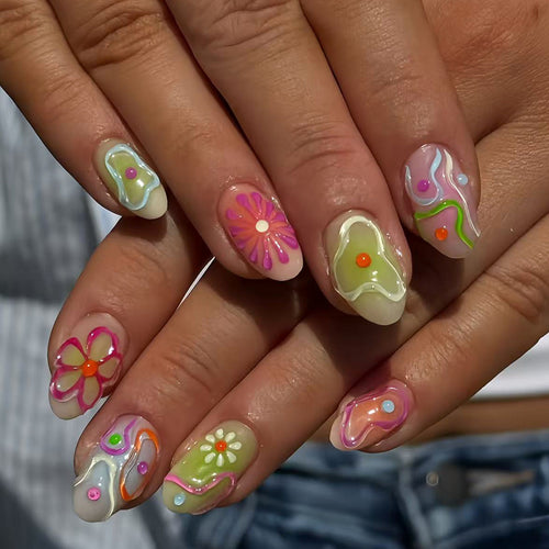 Artificial nails in the creative flower and foil design Bowlift
