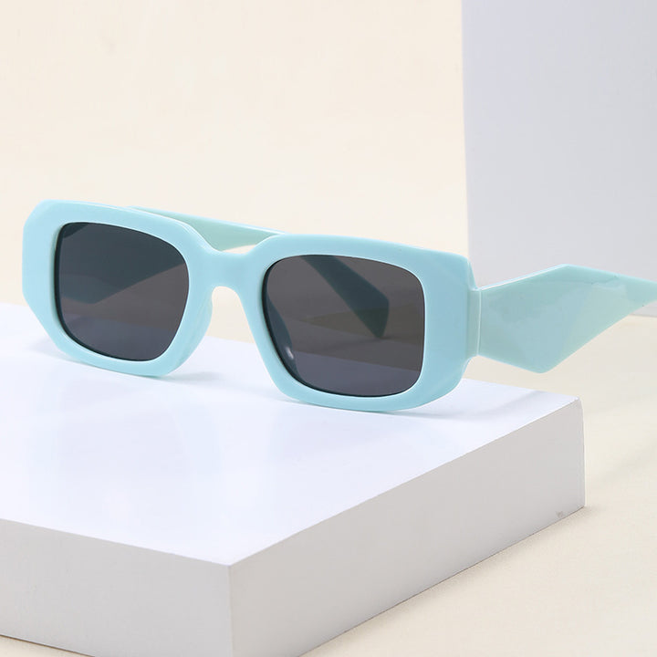 Women's trendy oversized sunglasses in fashionable rectangular design Bowlift