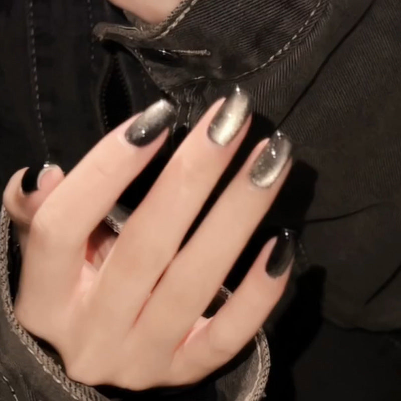 Glamorous artificial nails with holographic effect Bowlift