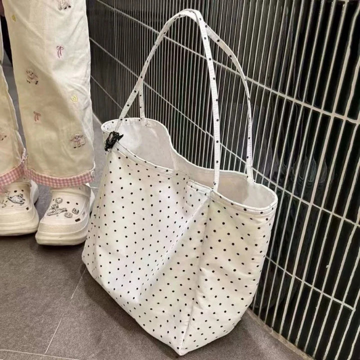 Trendy cotton bag with dots Bowlift
