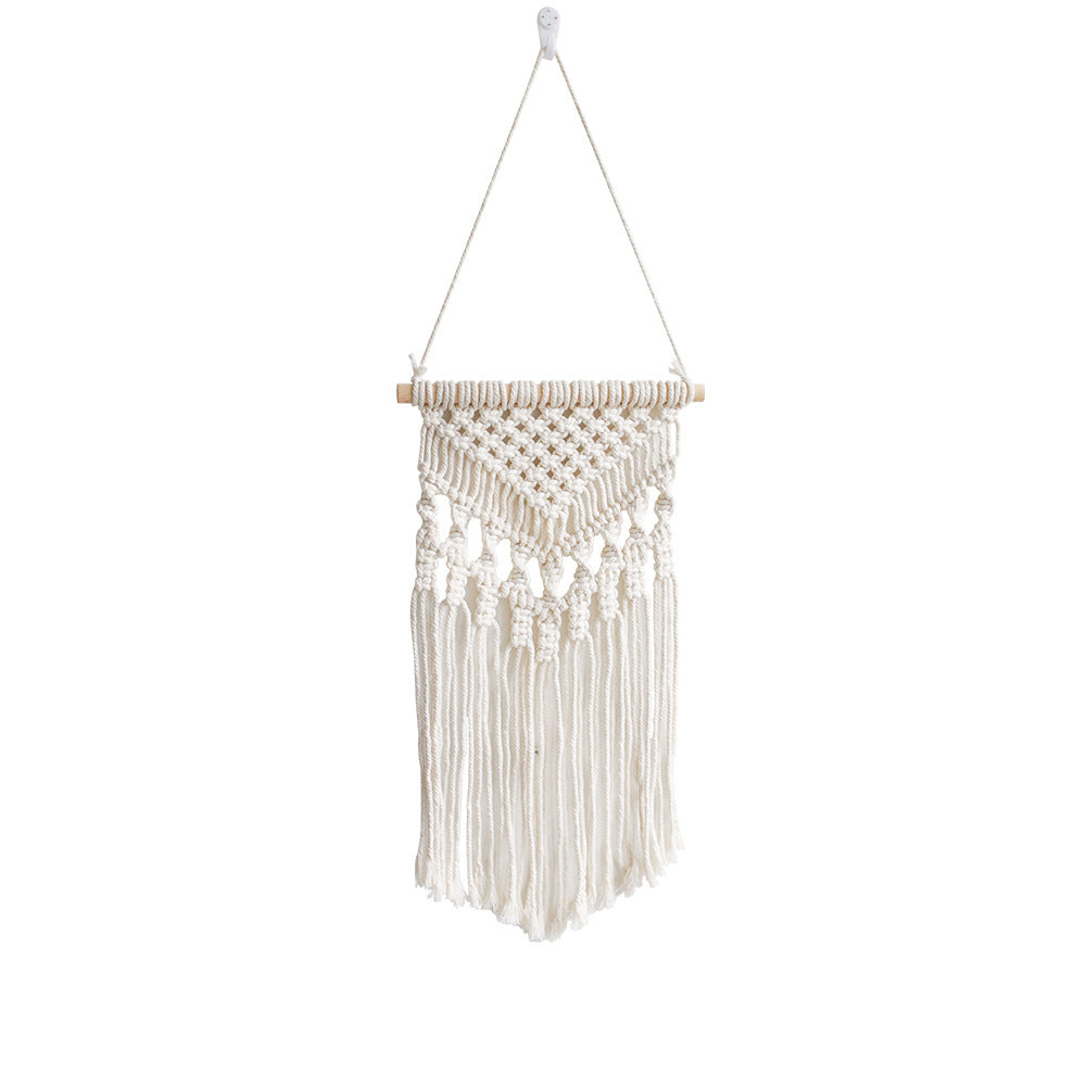 Macramé Wall Hanging with Artistic Fringes