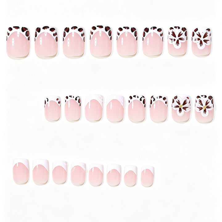Floral Accent Nail Art Kit Bowlift