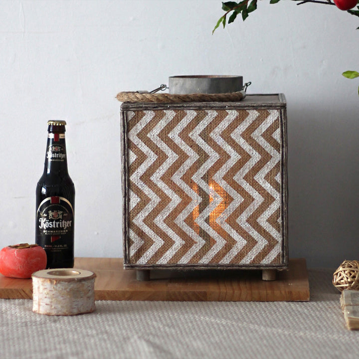 Decorative lantern with zigzag pattern Bowlift