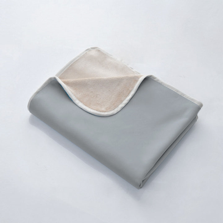 Women's cozy and comfortable blanket Bowlift