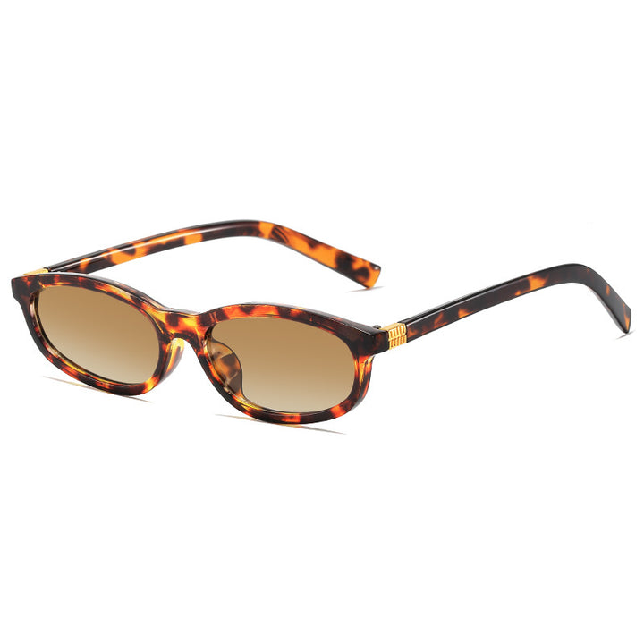 Elegant Vintage-Inspired Sunglasses Bowlift