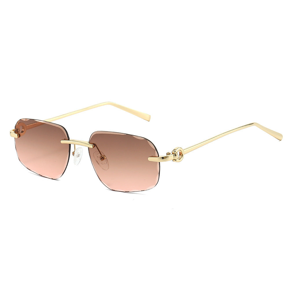 Oversized Fashion-Forward Geometric Sunglasses Bowlift