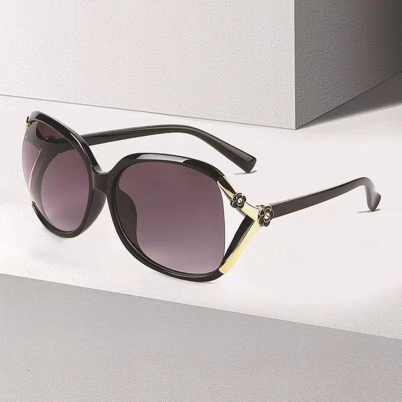 Elegant Oversized Butterfly Sunglasses Bowlift