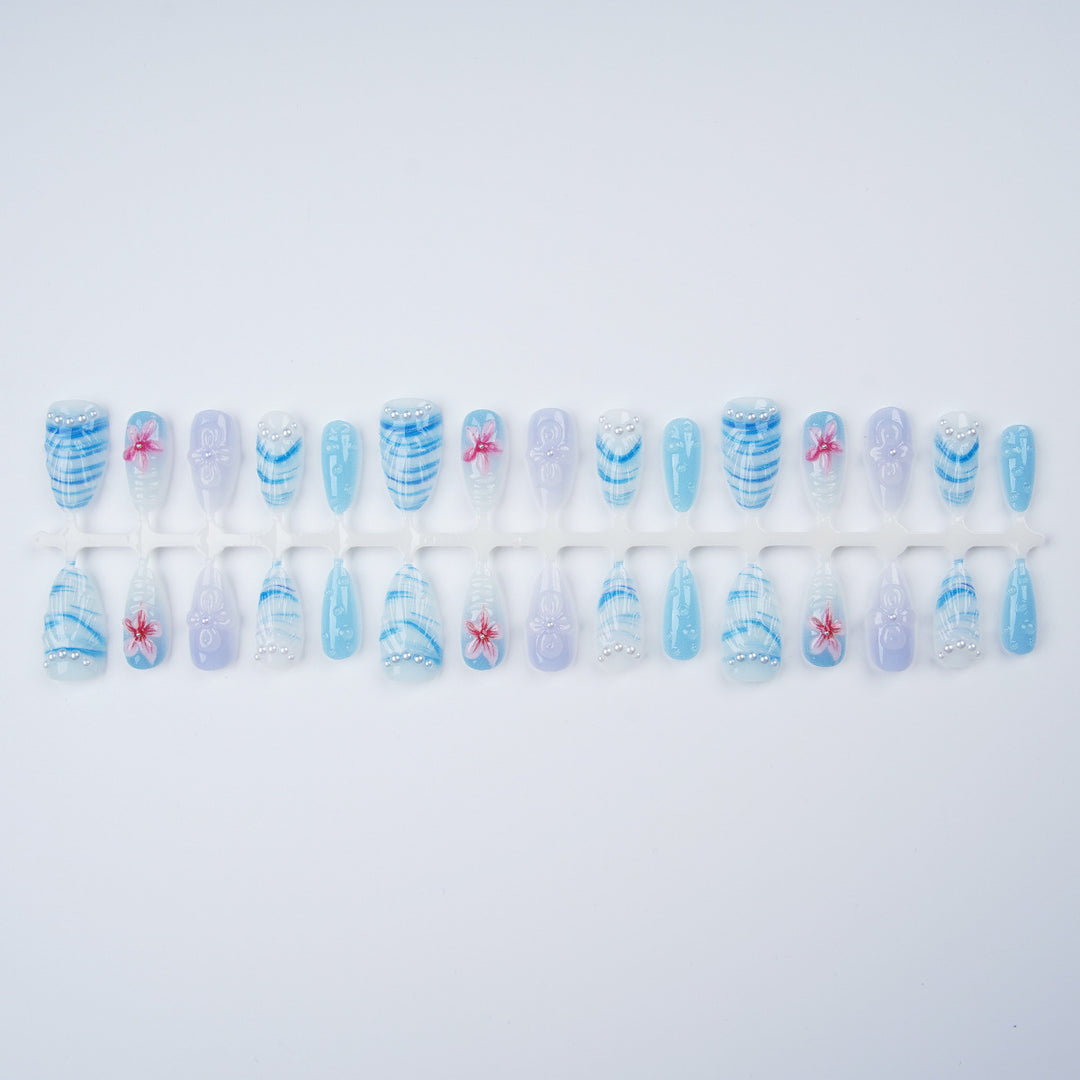Trendy Nail Design Set Bowlift