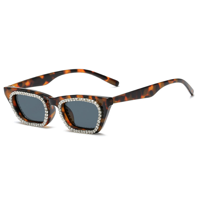 Women's sunglasses with glamorous rhinestone frame Bowlift