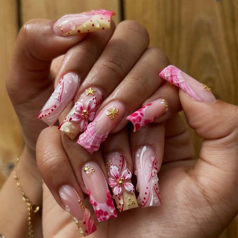Artisan Decorative Nail Tips Bowlift
