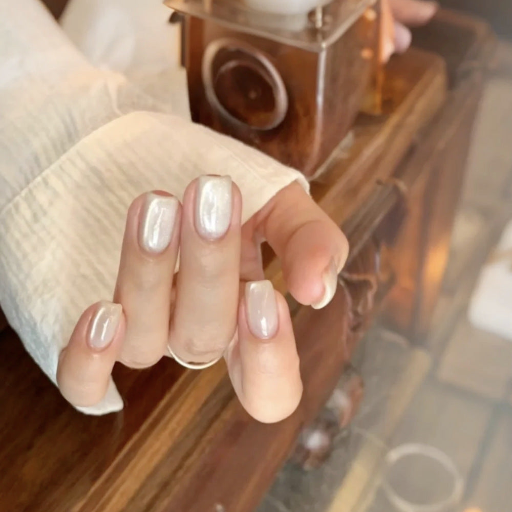 Artistic Floral Design Press-On Nail Set Bowlift