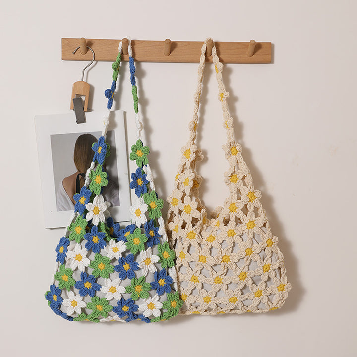 Crocheted flower bag Bowlift
