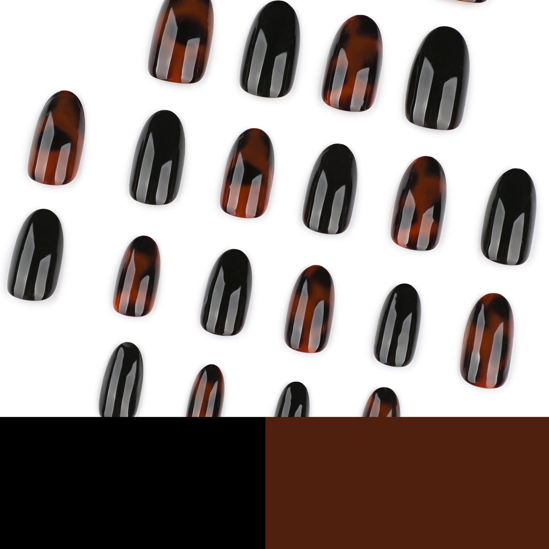 Elegant artificial nails in modern stiletto design Bowlift