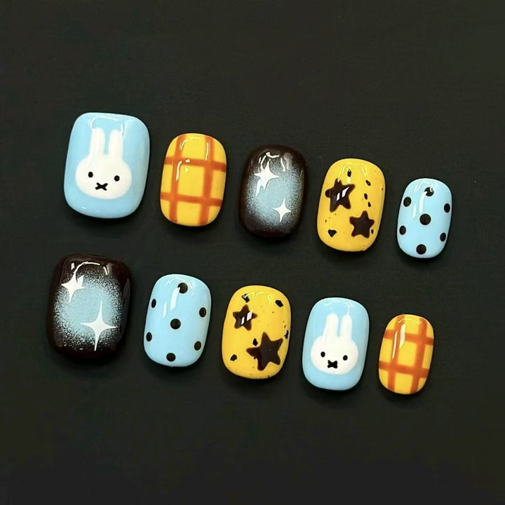 Artistic Character Nail Art Set Bowlift