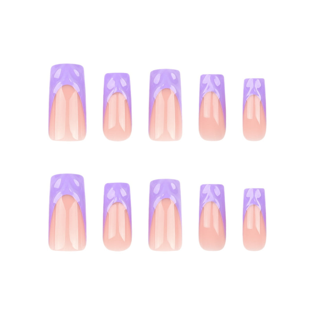 Artful Gel Nails with Transparent Gradient and Elegant Accents Bowlift