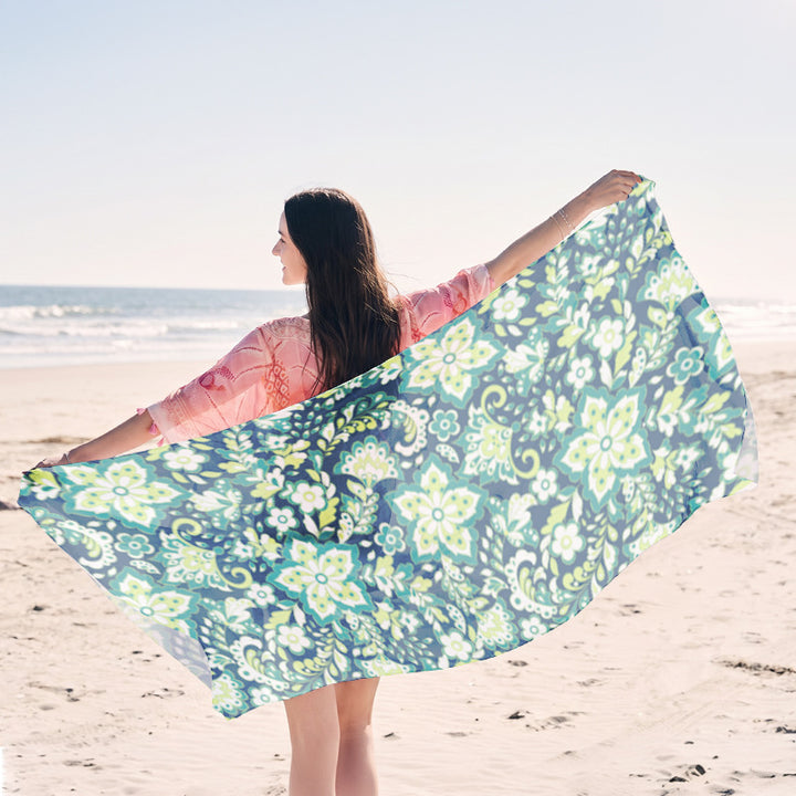 Beach towel in elegant jellyfish design Bowlift
