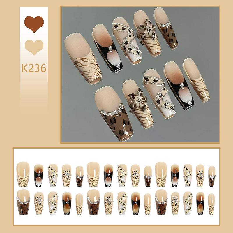Artificial nail set with unique design Bowlift