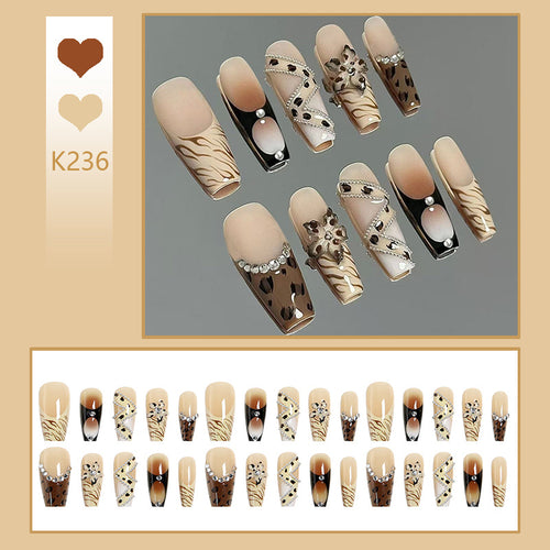 Artificial nail set with unique design Bowlift
