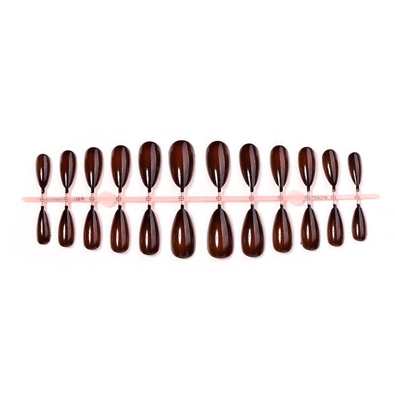 Artificial nail set with elegant drop shapes Bowlift