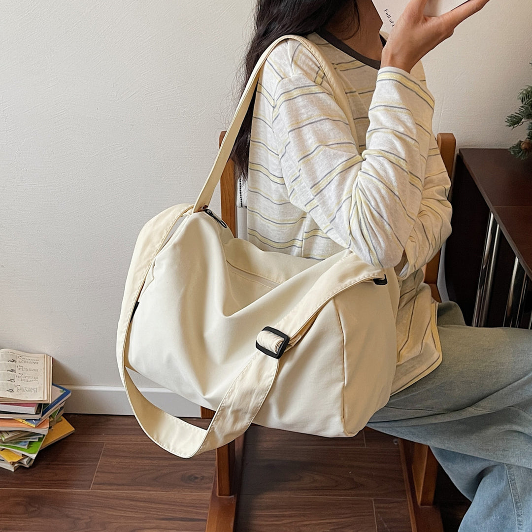 Spacious Utility Gym Bag Bowlift