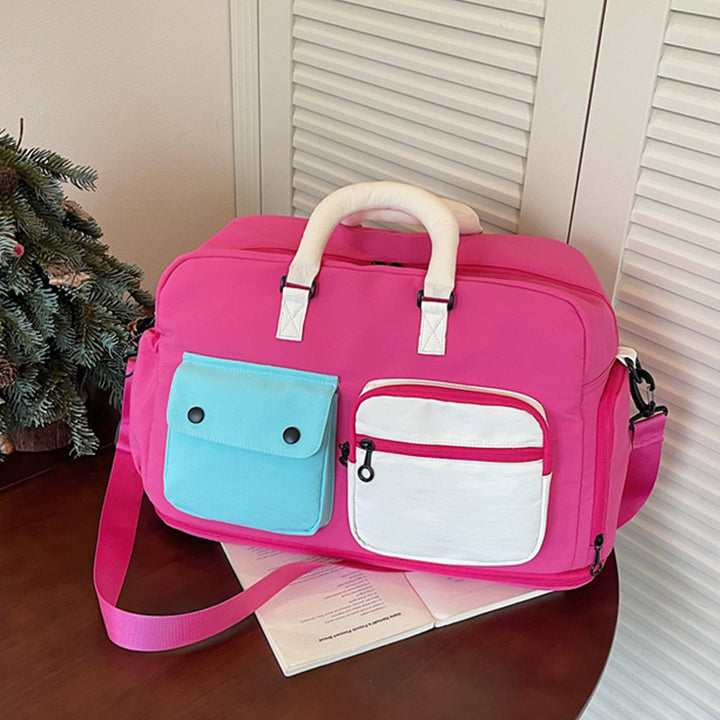 Sporty travel bag with multifunctional outer pockets Bowlift