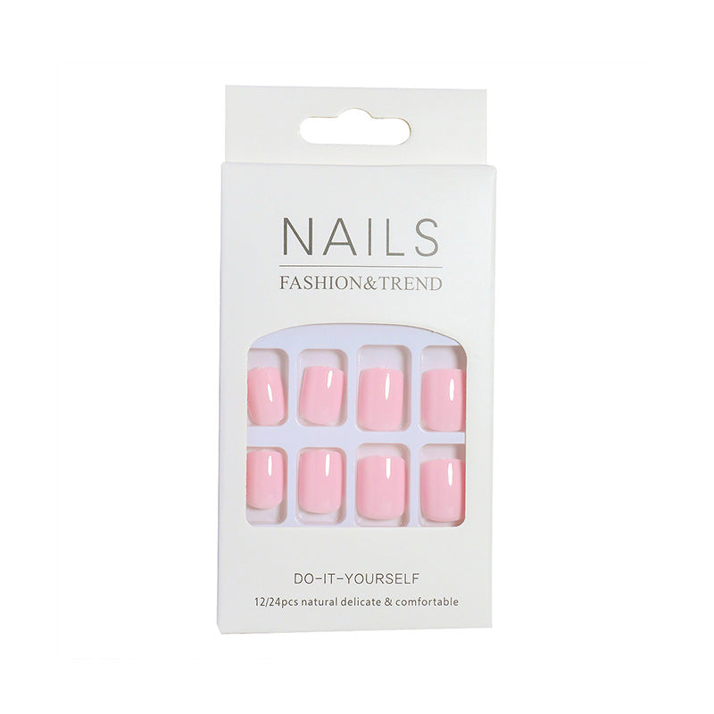 Do-It-Yourself Press-On Nail Set Bowlift