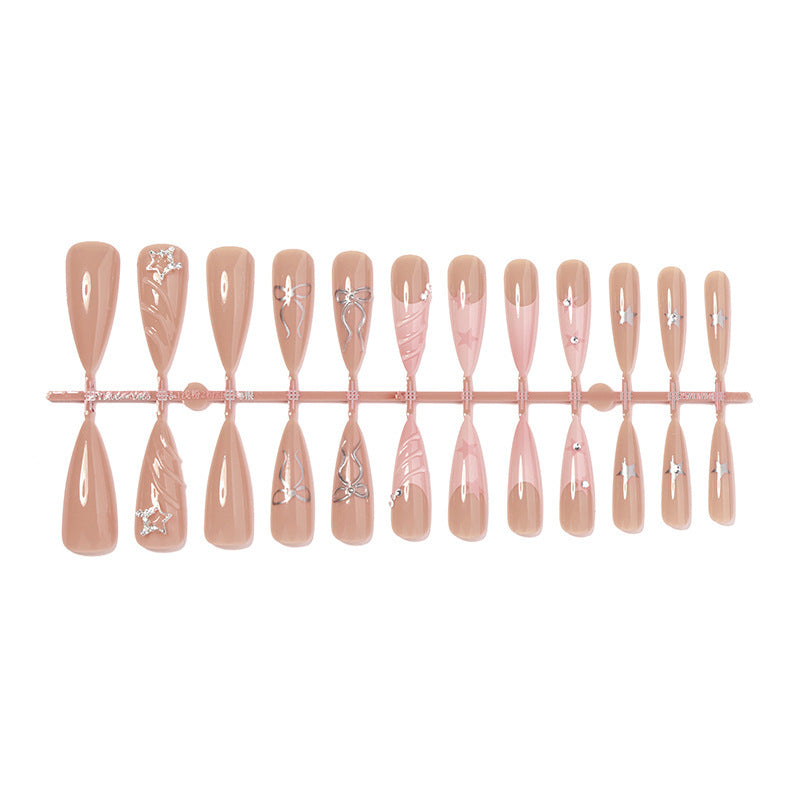 Nail set with glamour design Bowlift