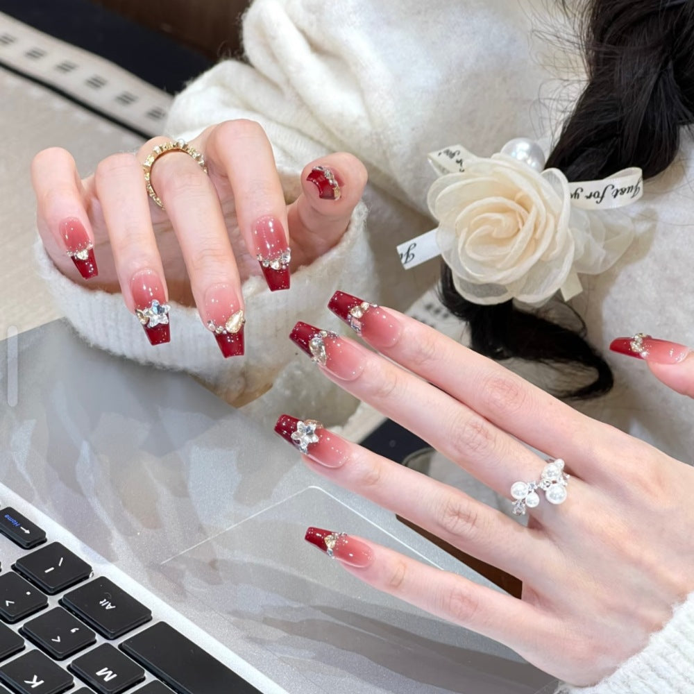 Glamorous artificial nails with elegant rhinestone design Bowlift