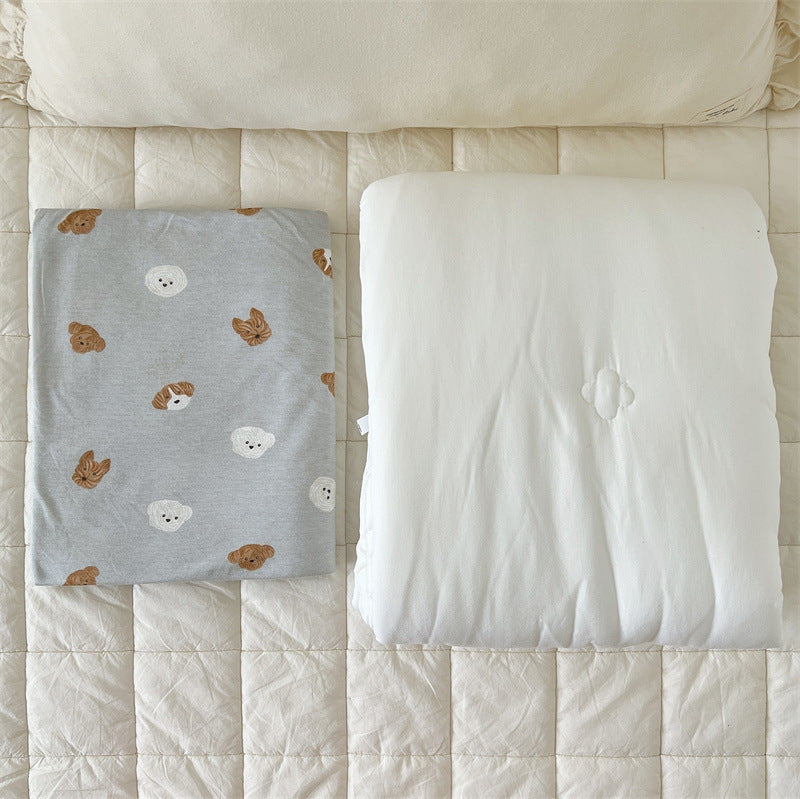 Unisex cotton pillowcase with cheerful bear design Bowlift
