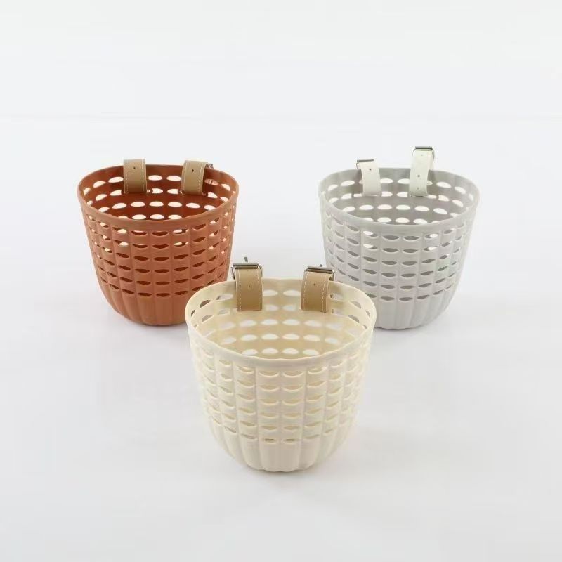 ventilated hanging storage basket with dual strap attachment Bowlift