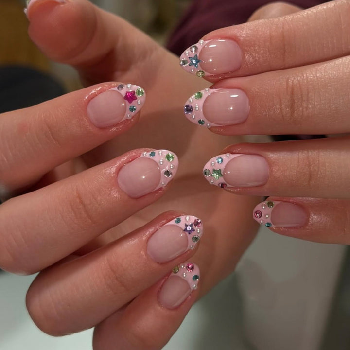 Artful stiletto nails with glitter accents Bowlift