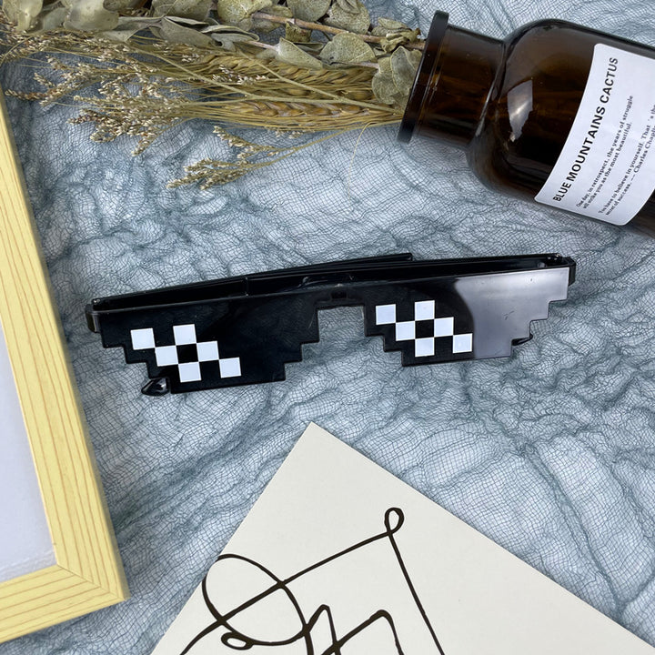 Bold Geometric Frame Sunglasses Bowlift