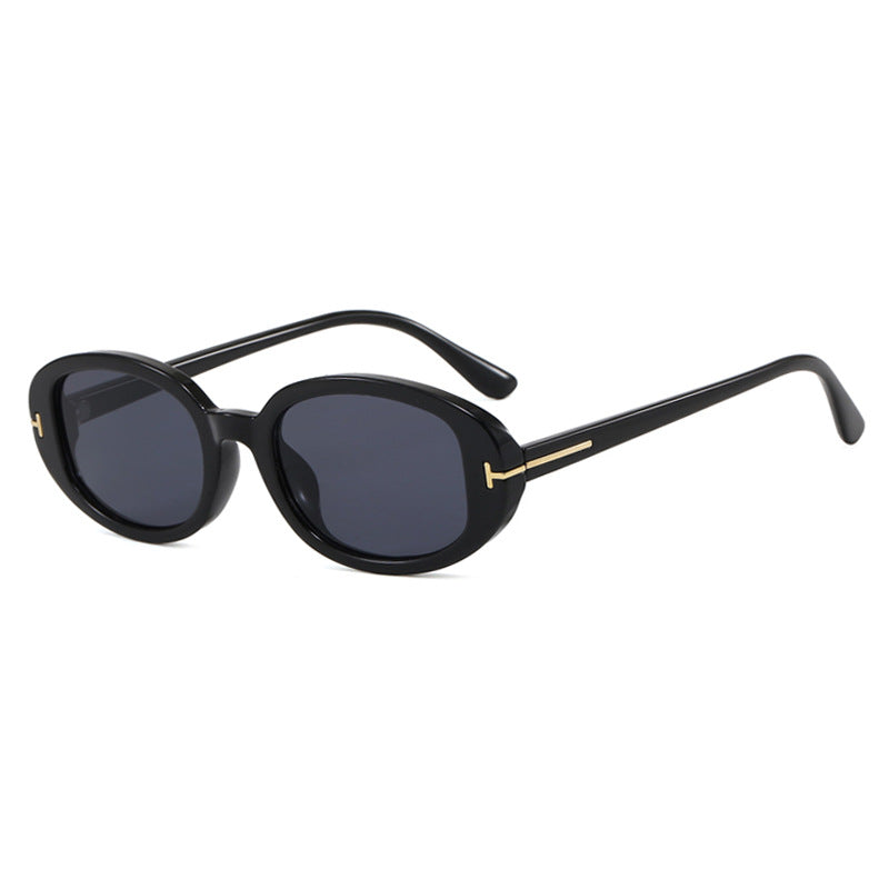 Ladies stylish oval sunglasses with golden details Bowlift