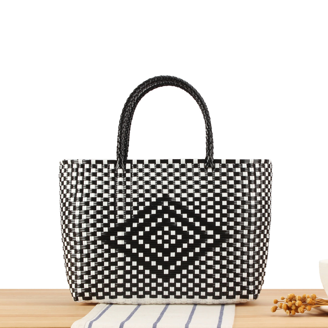 Braided Tote Bag Made of Robust Material with Structured Design Bowlift