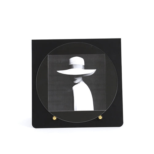 Modern Artistic Photo Frame
