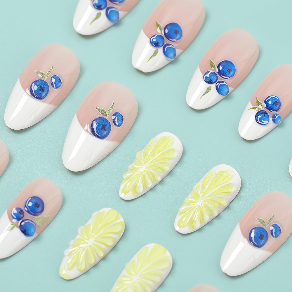 Artificial nails with elegant floral patterns and accents Bowlift