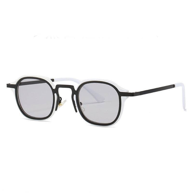 Ladies fashionable sunglasses with distinctive design and UV protection Bowlift